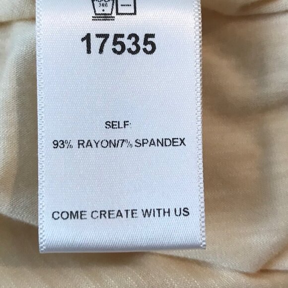 Anthropologie Dolan Cream 3/4 Sleeve Low Back Very Soft Top Size S - Picture 7 of 7